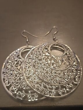 Silver Filigree Hoop Dangle Earrings - Elegant Women's Jewelry
